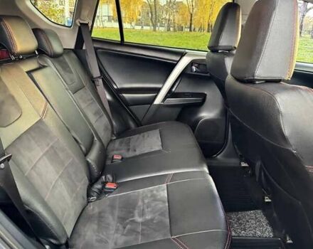 Красный Тойота РАВ 4, объемом двигателя 1.99 л и пробегом 218 тыс. км за 19300 $, фото 28 на Automoto.ua