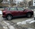 Тойота РАВ 4 2017 у Києві на Automoto.ua Червоний Тойота РАВ 4, об'ємом двигуна 2 л та пробігом 99 тис. км за 20900 $, фото 2 на Automoto.ua