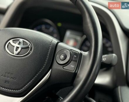 Красный Тойота РАВ 4, объемом двигателя 2.23 л и пробегом 112 тыс. км за 23500 $, фото 50 на Automoto.ua