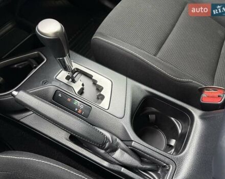 Красный Тойота РАВ 4, объемом двигателя 2.23 л и пробегом 112 тыс. км за 23500 $, фото 59 на Automoto.ua