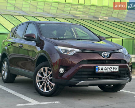 Красный Тойота РАВ 4, объемом двигателя 2.49 л и пробегом 77 тыс. км за 22000 $, фото 1 на Automoto.ua