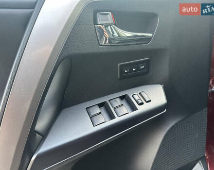 Красный Тойота РАВ 4, объемом двигателя 2.49 л и пробегом 77 тыс. км за 22000 $, фото 14 на Automoto.ua