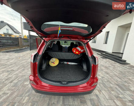 Красный Тойота РАВ 4, объемом двигателя 2.49 л и пробегом 95 тыс. км за 21000 $, фото 11 на Automoto.ua