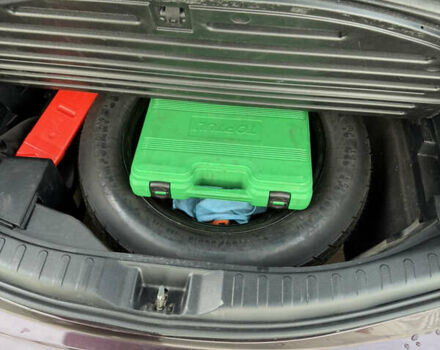 Тойота РАВ 4 2017 в Хмельницком на Automoto.ua Красный Тойота РАВ 4, объемом двигателя 2.49 л и пробегом 157 тыс. км за 21200 $, фото 16 на Automoto.ua