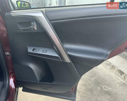 Красный Тойота РАВ 4, объемом двигателя 2.49 л и пробегом 77 тыс. км за 22000 $, фото 21 на Automoto.ua