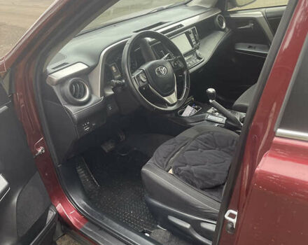Красный Тойота РАВ 4, объемом двигателя 2.23 л и пробегом 150 тыс. км за 23000 $, фото 3 на Automoto.ua