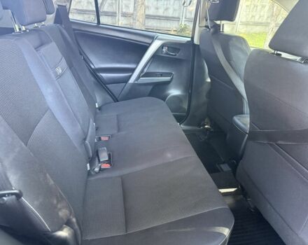 Красный Тойота РАВ 4, объемом двигателя 2.5 л и пробегом 221 тыс. км за 22999 $, фото 12 на Automoto.ua