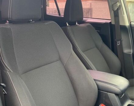 Красный Тойота РАВ 4, объемом двигателя 2.5 л и пробегом 135 тыс. км за 23000 $, фото 7 на Automoto.ua