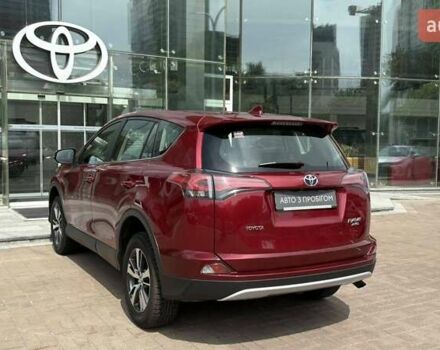 Червоний Тойота РАВ 4, об'ємом двигуна 1.99 л та пробігом 62 тис. км за 25666 $, фото 1 на Automoto.ua