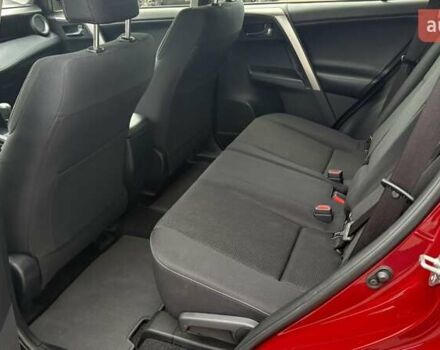 Червоний Тойота РАВ 4, об'ємом двигуна 1.99 л та пробігом 62 тис. км за 25666 $, фото 10 на Automoto.ua