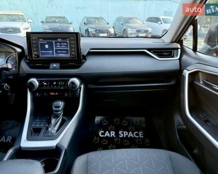 Червоний Тойота РАВ 4, об'ємом двигуна 2.49 л та пробігом 130 тис. км за 21799 $, фото 18 на Automoto.ua