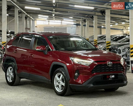 Красный Тойота РАВ 4, объемом двигателя 1.99 л и пробегом 68 тыс. км за 24900 $, фото 1 на Automoto.ua