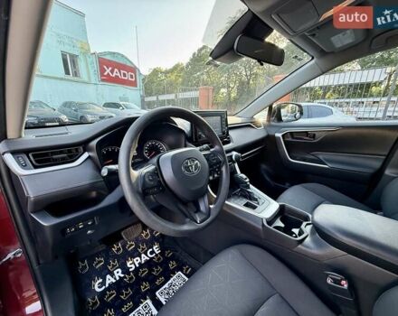 Червоний Тойота РАВ 4, об'ємом двигуна 2.49 л та пробігом 130 тис. км за 21799 $, фото 20 на Automoto.ua