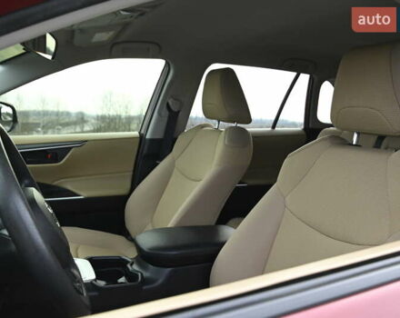 Красный Тойота РАВ 4, объемом двигателя 2.49 л и пробегом 65 тыс. км за 24500 $, фото 29 на Automoto.ua