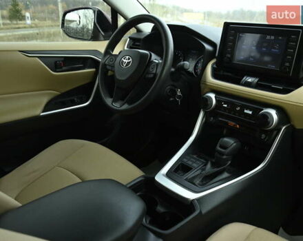 Красный Тойота РАВ 4, объемом двигателя 2.49 л и пробегом 65 тыс. км за 24500 $, фото 46 на Automoto.ua