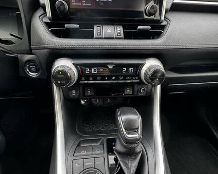 Красный Тойота РАВ 4, объемом двигателя 1.99 л и пробегом 138 тыс. км за 24400 $, фото 9 на Automoto.ua