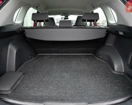 Красный Тойота РАВ 4, объемом двигателя 2.49 л и пробегом 72 тыс. км за 30135 $, фото 9 на Automoto.ua