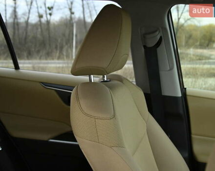 Красный Тойота РАВ 4, объемом двигателя 2.49 л и пробегом 65 тыс. км за 24500 $, фото 49 на Automoto.ua