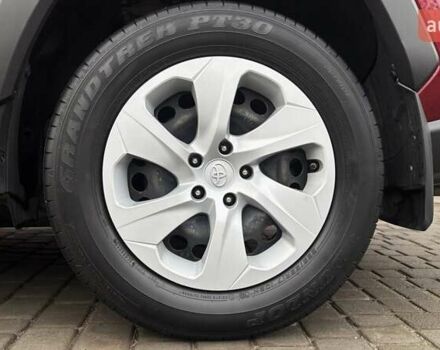 Червоний Тойота РАВ 4, об'ємом двигуна 1.99 л та пробігом 79 тис. км за 23000 $, фото 15 на Automoto.ua