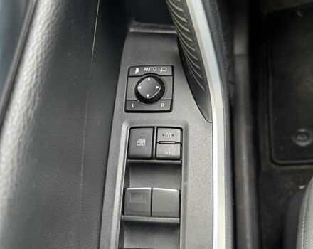 Красный Тойота РАВ 4, объемом двигателя 1.99 л и пробегом 138 тыс. км за 24400 $, фото 11 на Automoto.ua