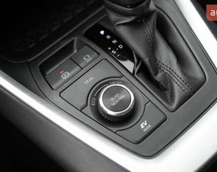 Красный Тойота РАВ 4, объемом двигателя 2.49 л и пробегом 72 тыс. км за 30135 $, фото 23 на Automoto.ua