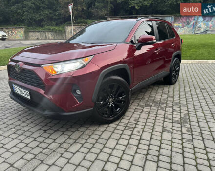 Красный Тойота РАВ 4, объемом двигателя 2.49 л и пробегом 65 тыс. км за 28750 $, фото 1 на Automoto.ua