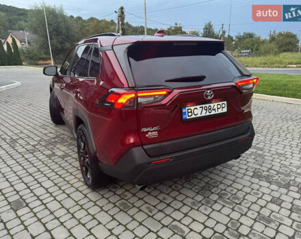 Красный Тойота РАВ 4, объемом двигателя 2.49 л и пробегом 65 тыс. км за 28750 $, фото 4 на Automoto.ua