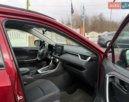 Красный Тойота РАВ 4, объемом двигателя 2.49 л и пробегом 96 тыс. км за 27000 $, фото 7 на Automoto.ua