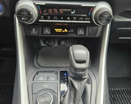 Червоний Тойота РАВ 4, об'ємом двигуна 2.49 л та пробігом 92 тис. км за 30800 $, фото 26 на Automoto.ua