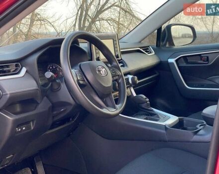 Красный Тойота РАВ 4, объемом двигателя 2.49 л и пробегом 30 тыс. км за 25000 $, фото 4 на Automoto.ua