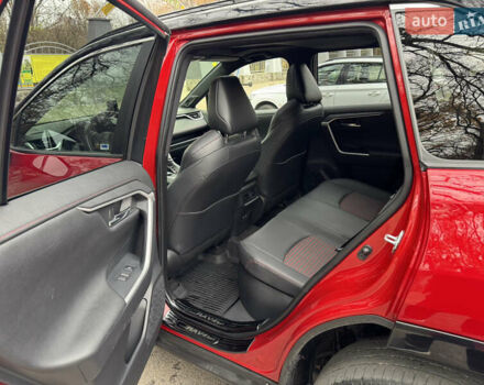 Красный Тойота РАВ 4, объемом двигателя 2.49 л и пробегом 85 тыс. км за 40000 $, фото 13 на Automoto.ua