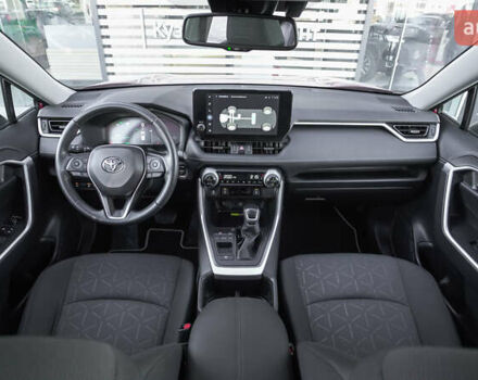 Красный Тойота РАВ 4, объемом двигателя 2.49 л и пробегом 29 тыс. км за 36465 $, фото 7 на Automoto.ua