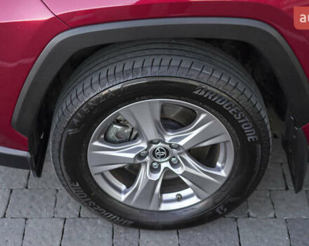 Красный Тойота РАВ 4, объемом двигателя 2.49 л и пробегом 29 тыс. км за 36465 $, фото 11 на Automoto.ua