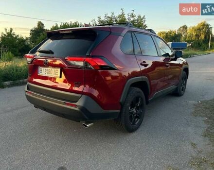 Красный Тойота РАВ 4, объемом двигателя 2.49 л и пробегом 43 тыс. км за 30000 $, фото 1 на Automoto.ua