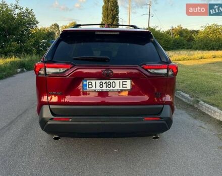 Красный Тойота РАВ 4, объемом двигателя 2.49 л и пробегом 43 тыс. км за 30000 $, фото 2 на Automoto.ua