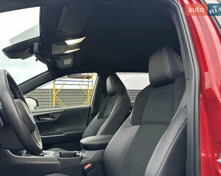 Красный Тойота РАВ 4, объемом двигателя 2.49 л и пробегом 22 тыс. км за 45600 $, фото 45 на Automoto.ua