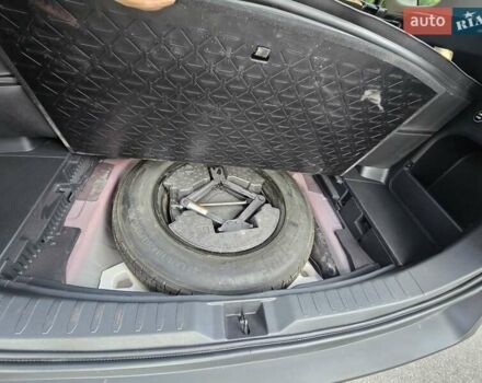 Червоний Тойота РАВ 4, об'ємом двигуна 2.49 л та пробігом 2 тис. км за 34900 $, фото 30 на Automoto.ua