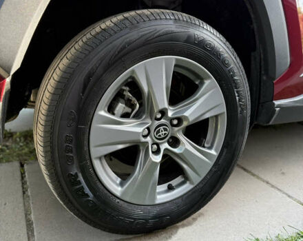 Красный Тойота РАВ 4, объемом двигателя 2.49 л и пробегом 19 тыс. км за 37000 $, фото 58 на Automoto.ua