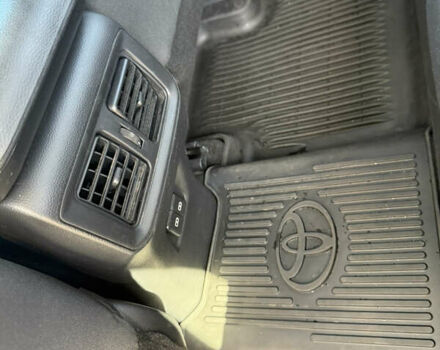 Красный Тойота РАВ 4, объемом двигателя 2.49 л и пробегом 19 тыс. км за 37000 $, фото 30 на Automoto.ua