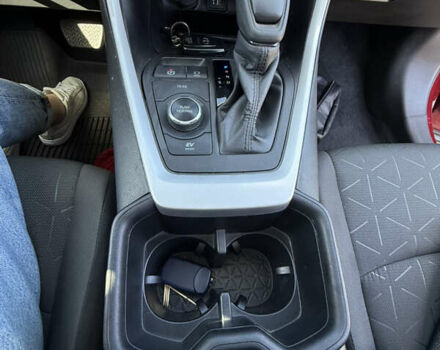 Красный Тойота РАВ 4, объемом двигателя 2.49 л и пробегом 19 тыс. км за 36500 $, фото 52 на Automoto.ua