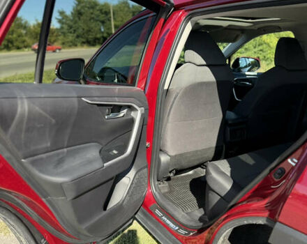 Красный Тойота РАВ 4, объемом двигателя 2.49 л и пробегом 19 тыс. км за 36500 $, фото 21 на Automoto.ua