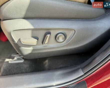 Красный Тойота РАВ 4, объемом двигателя 2.49 л и пробегом 19 тыс. км за 37000 $, фото 49 на Automoto.ua