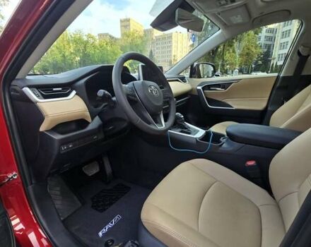 Червоний Тойота РАВ 4, об'ємом двигуна 2.49 л та пробігом 2 тис. км за 34900 $, фото 14 на Automoto.ua