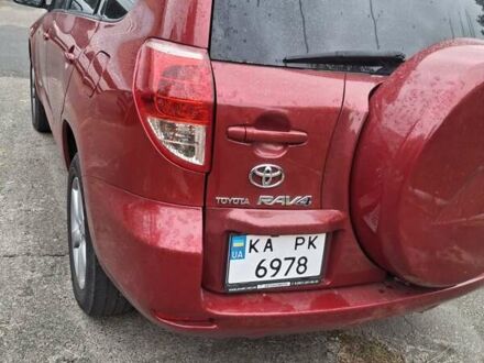 Красный Тойота РАВ 4, объемом двигателя 3.46 л и пробегом 134 тыс. км за 11300 $, фото 1 на Automoto.ua