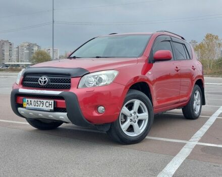 Красный Тойота РАВ 4, объемом двигателя 2 л и пробегом 213 тыс. км за 9600 $, фото 1 на Automoto.ua