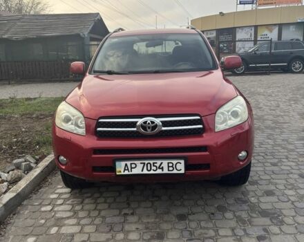 Червоний Тойота РАВ 4, об'ємом двигуна 2 л та пробігом 168 тис. км за 9990 $, фото 1 на Automoto.ua