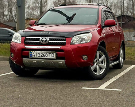 Красный Тойота РАВ 4, объемом двигателя 2 л и пробегом 231 тыс. км за 9999 $, фото 1 на Automoto.ua