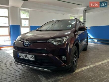 Тойота РАВ 4 2016 в Киеве на Automoto.ua Красный Тойота РАВ 4, объемом двигателя 2.49 л и пробегом 223 тыс. км за 19000 $, фото 1 на Automoto.ua