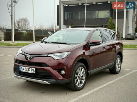Червоний Тойота РАВ 4, об'ємом двигуна 2.23 л та пробігом 155 тис. км за 24000 $, фото 1 на Automoto.ua
