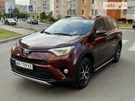 Тойота РАВ 4 2016 в Виннице на Automoto.ua Красный Тойота РАВ 4, объемом двигателя 2.2 л и пробегом 82 тыс. км за 26700 $, фото 1 на Automoto.ua